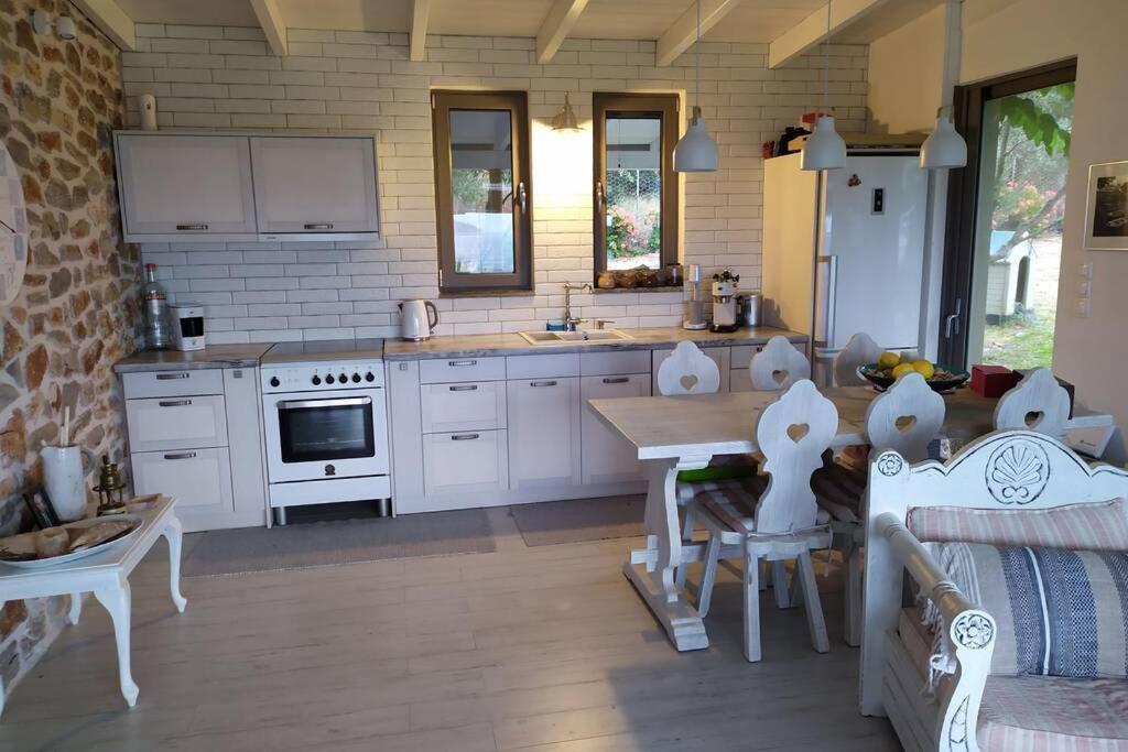 Klovino Beach House Douvia Zewnętrze zdjęcie