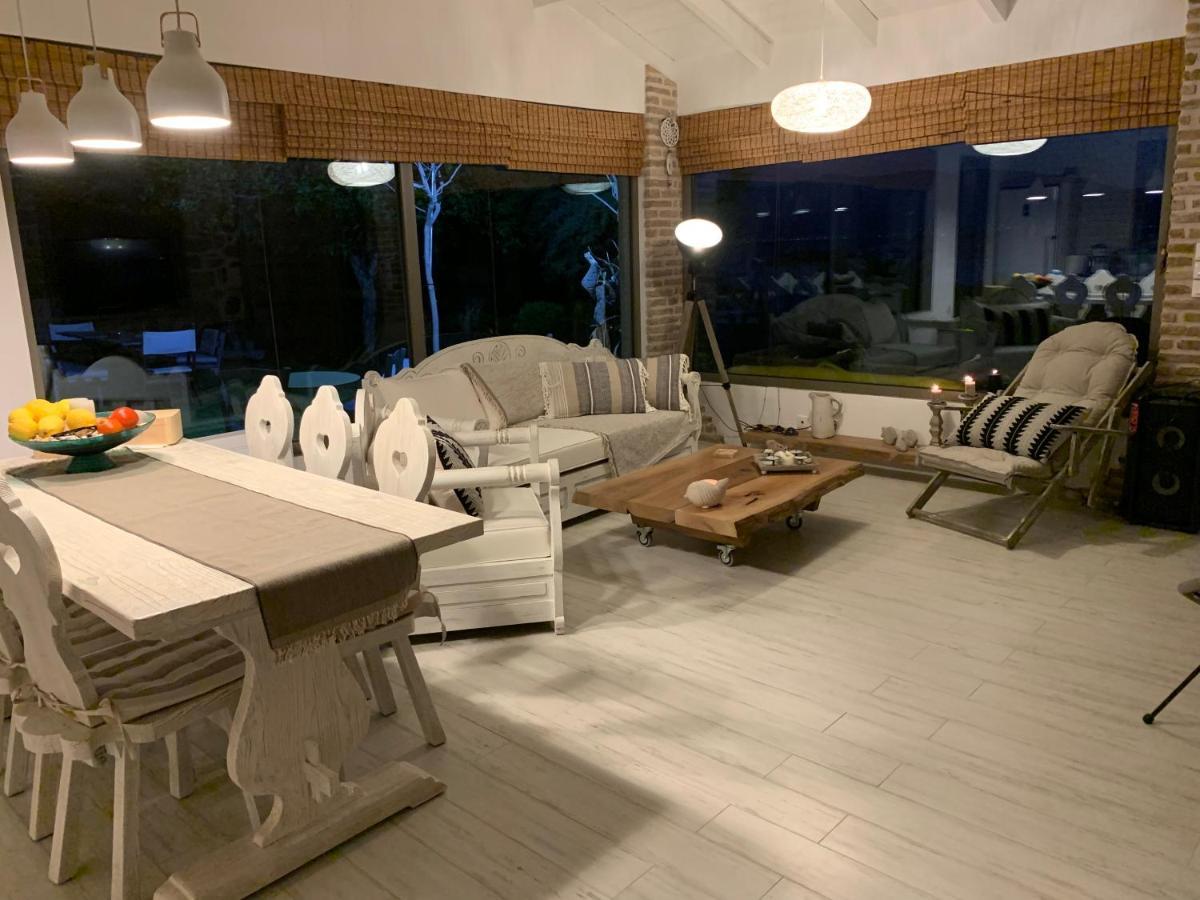 Klovino Beach House Douvia Zewnętrze zdjęcie